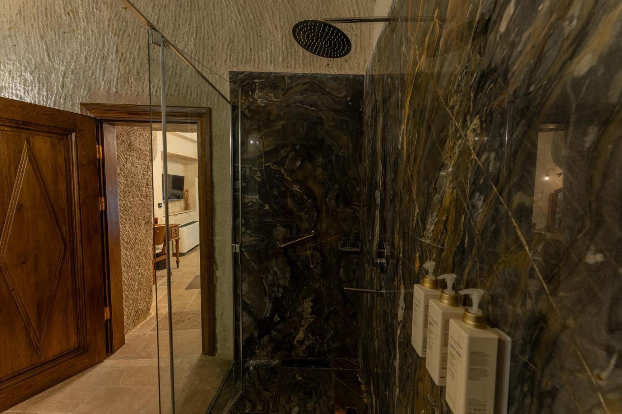 Asmali Konak Cave Suites Ürgüp Buitenkant foto